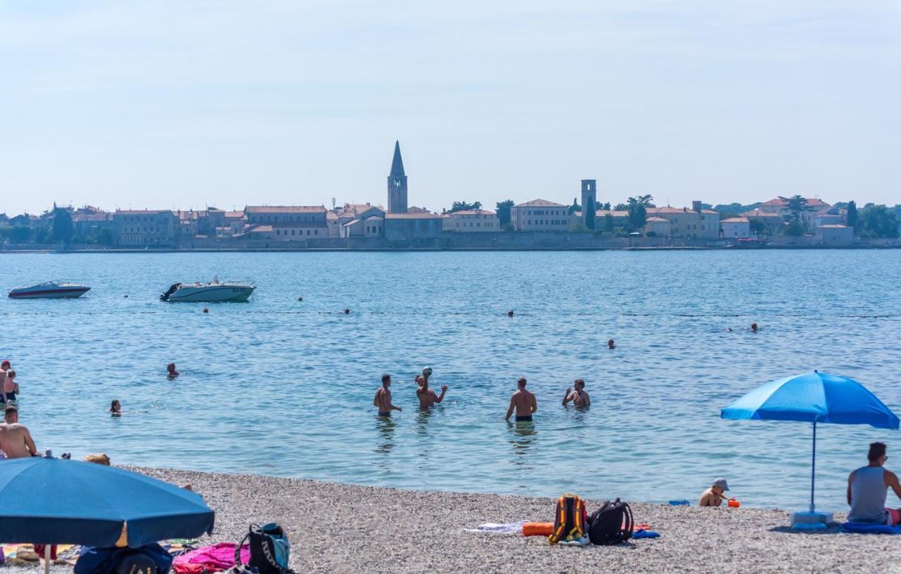Genoa Rooms Porec Exterior photo