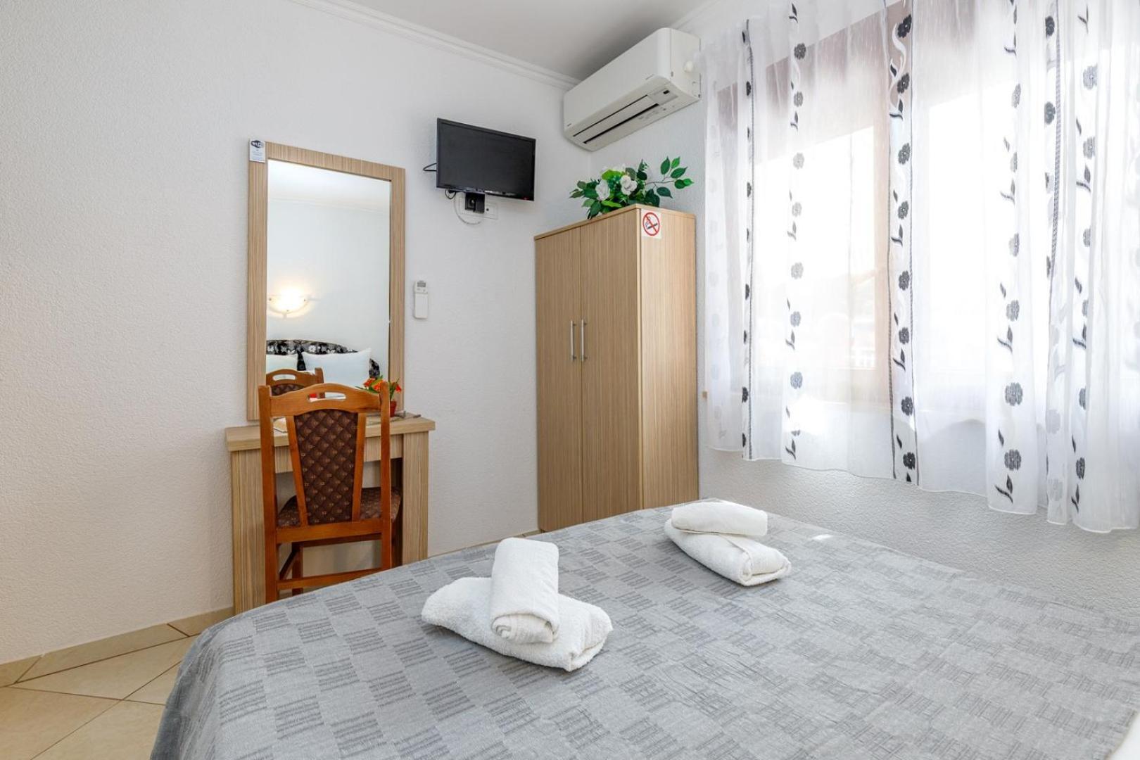 Genoa Rooms Porec Room photo